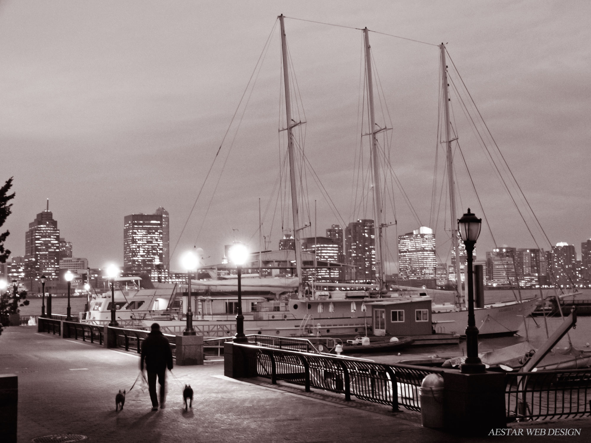 Web Photography, Landscape Photography, Architecture Photography, Street Photography, New York City, Battery Park, Yacht, Solitude